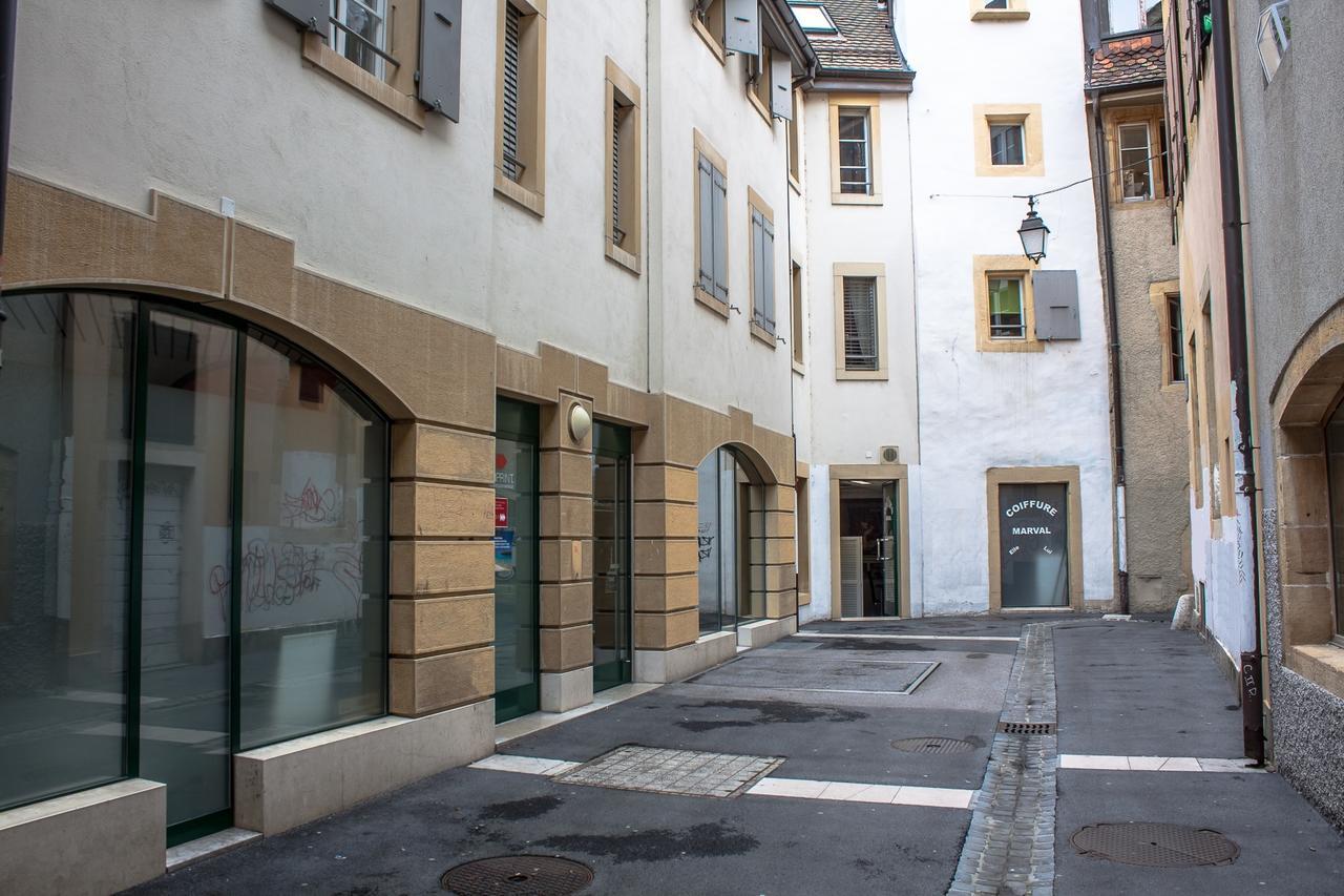 ヌシャテル Les Galeries Marvalアパートホテル エクステリア 写真